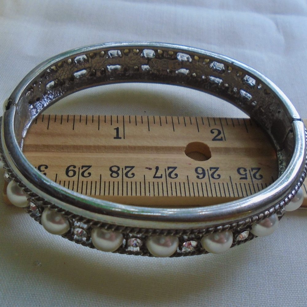 Signed Silvertone Hinged Bangle Bracelet - image 1